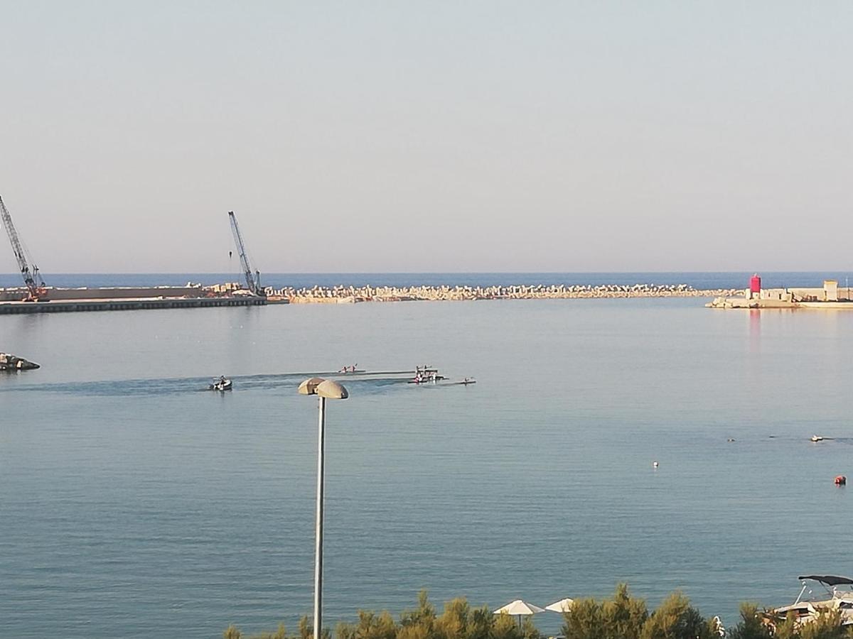 Appart Madonna Dei Martiri Molfetta Buitenkant foto